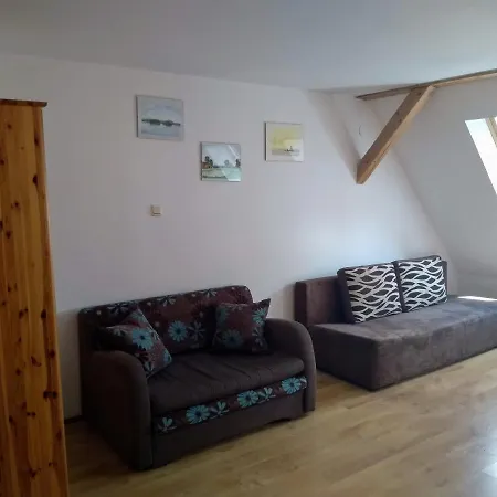 Pensjonacik Gafel منزل للإقامة *